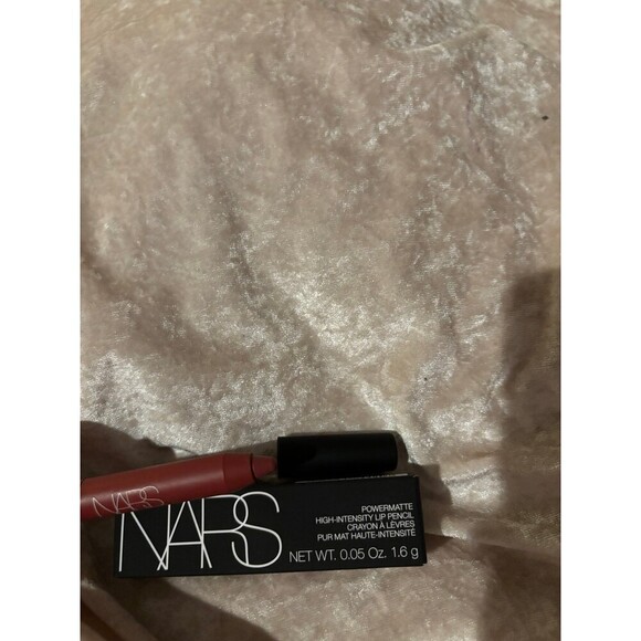 NARS lip pencil shade 180 - Picture 2 of 4